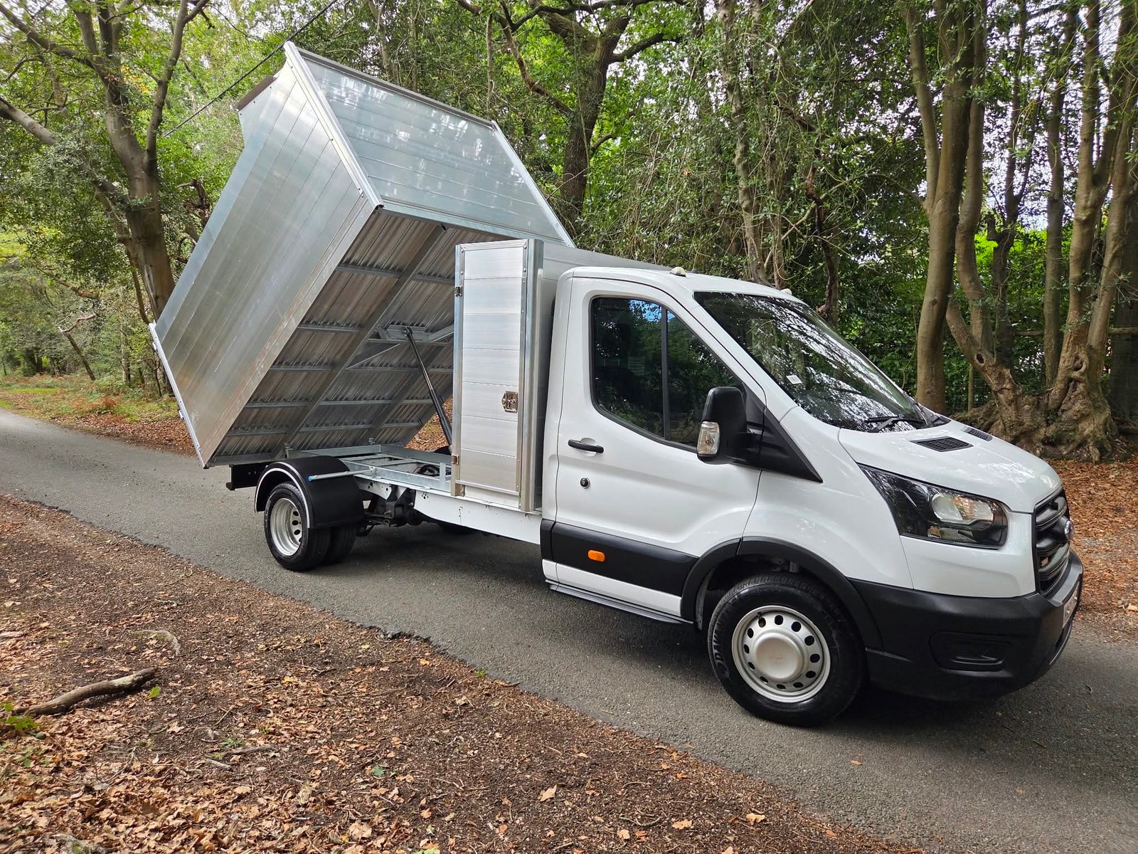 2022 ford transit with brand NEW ARB high spec tipper & full height tool box EX cond — photo 2 of 10