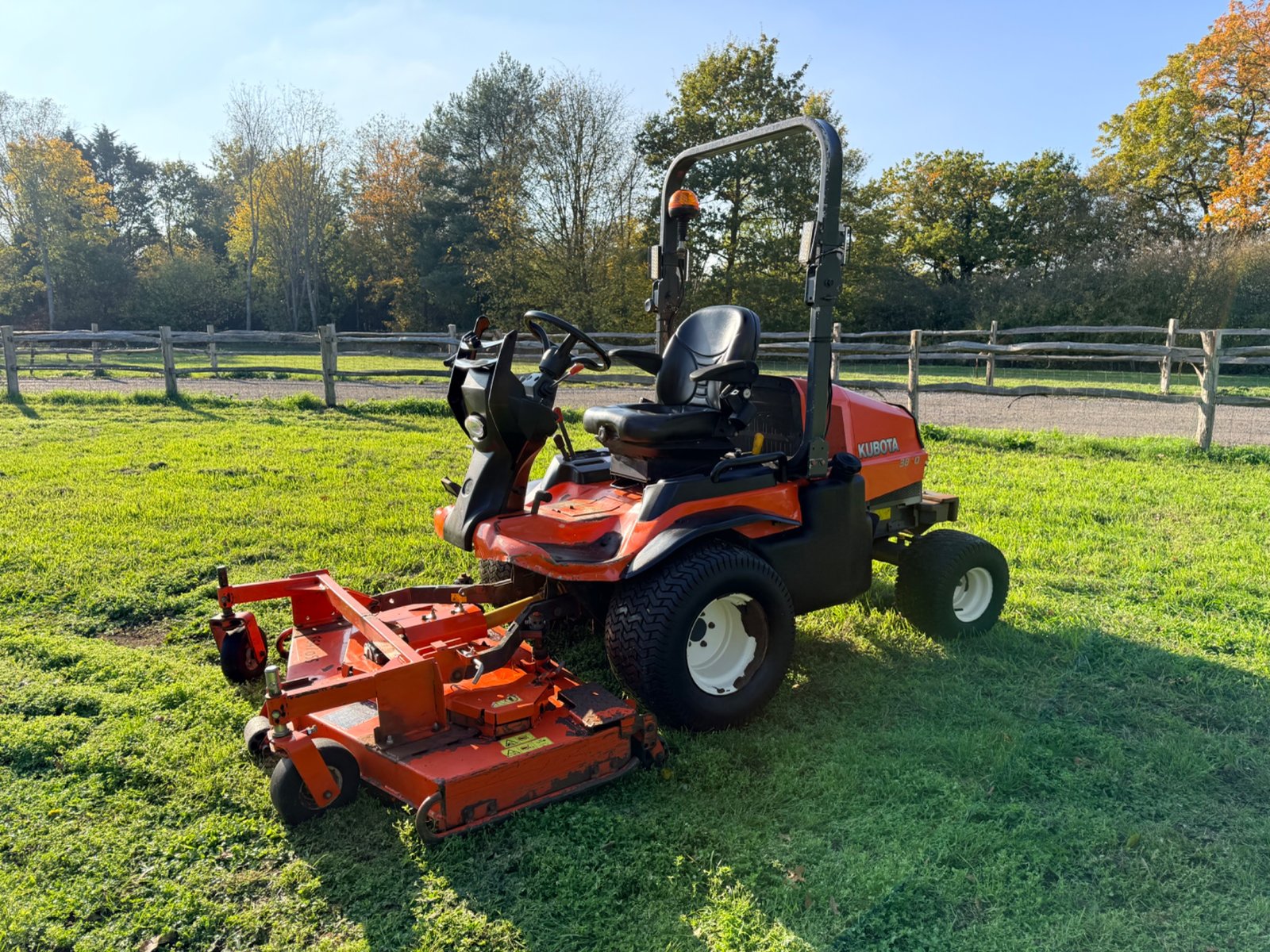 2015 Kubota F3890 4WD Diesel Ride-On Mower — photo 1 of 8